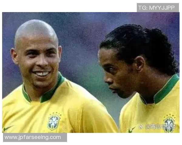 撞头足球球星的传奇故事：从草根到顶峰的拼搏与荣耀