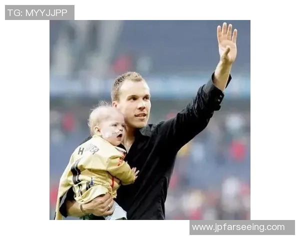 足球初恋球星卡社一店全新开业 热血球迷必访的收藏天堂